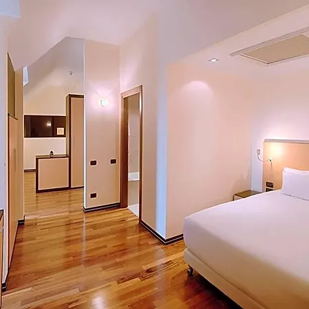 Lejlighedshotel Nh Milano 2 4*