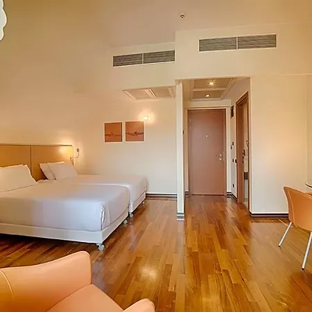 Nh Milano 2 Lejlighedshotel 4*