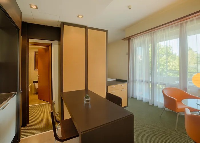 公寓式酒店 Nh米兰2号酒店 4*