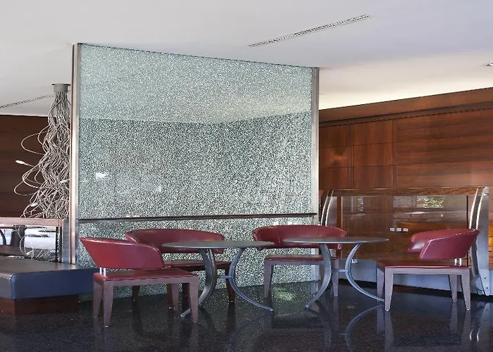 Nh米兰2号酒店 公寓式酒店 塞葛拉特