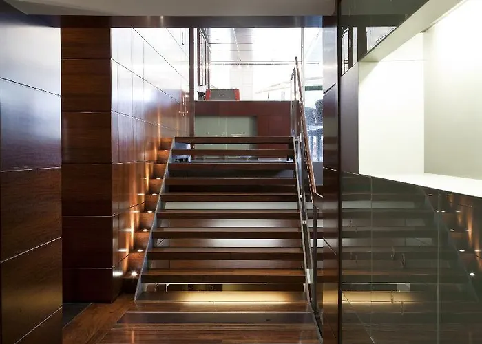 Nh米兰2号酒店 4* 塞葛拉特