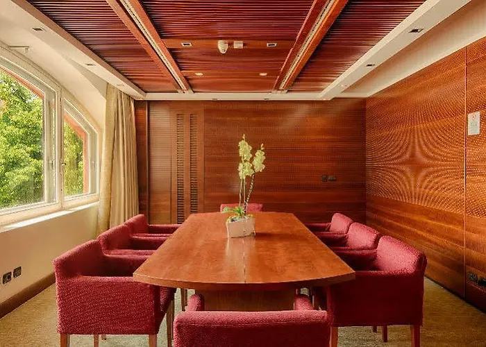 Nh米兰2号酒店 塞葛拉特