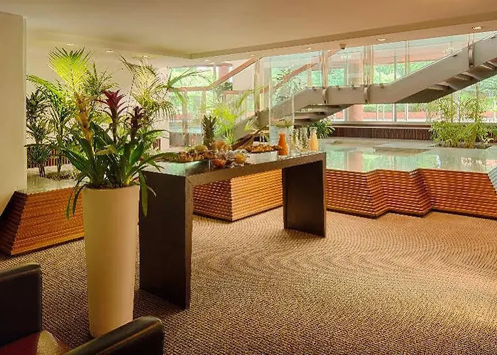 Nh米兰2号酒店 公寓式酒店 4*