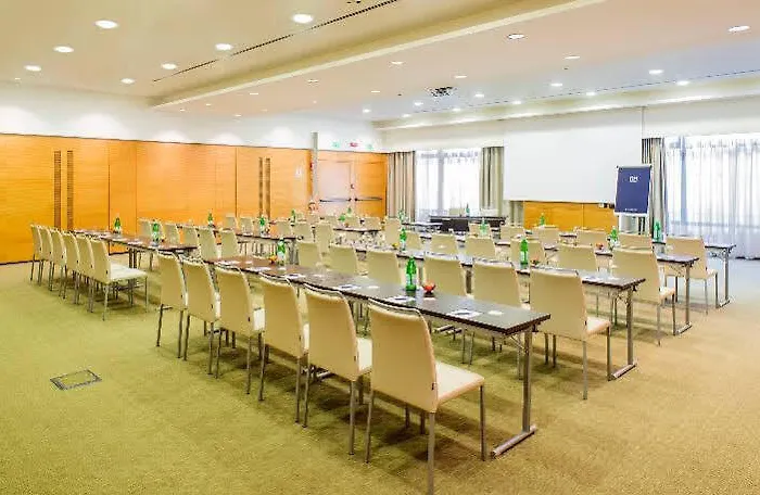 Nh米兰2号酒店 公寓式酒店 塞葛拉特