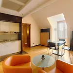 Nh Milano 2 סגראטה