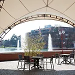 Nh Milano 2 מלון דירות