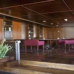 Nh Milano 2 מלון דירות