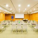 Nh Milano 2 סגראטה